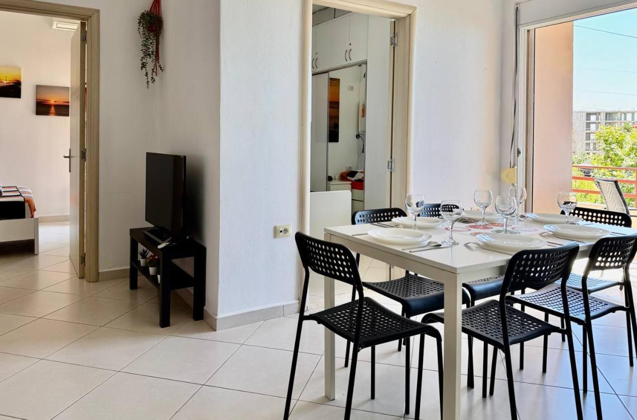 Orange Corner Apartment Sarandë Exterior foto